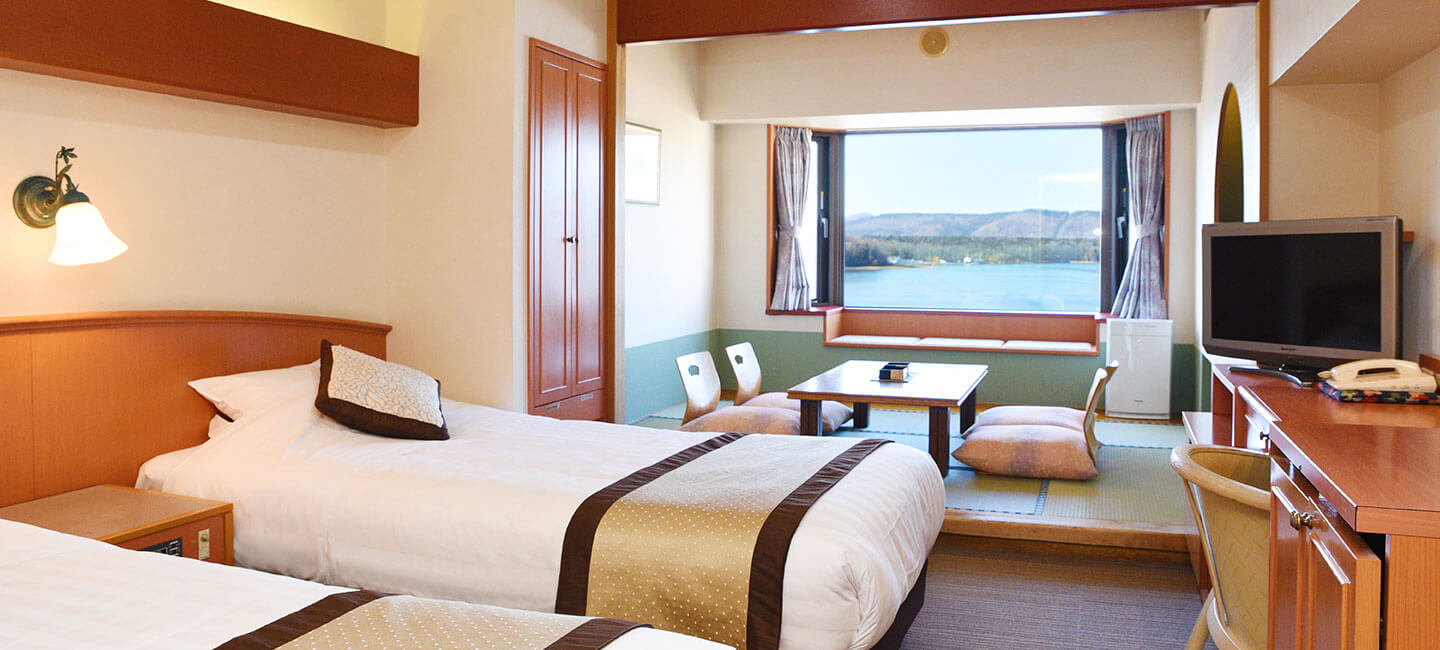 Japanese & Western-Style Room - Lake Side -